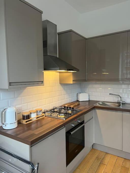 Stylish One Bedroom Apartment In The Heart Of Angel Londra Esterno foto